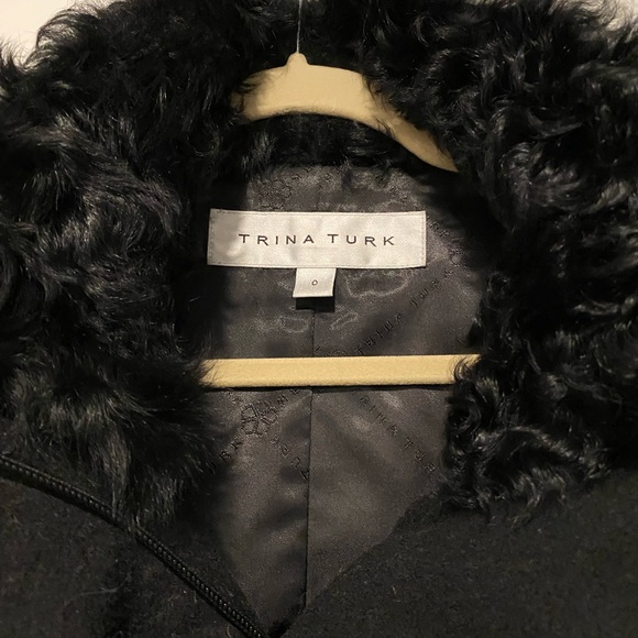NEW LOW PRICE Trina Turk black wool coat with curly lamb fur - Picture 3 of 4
